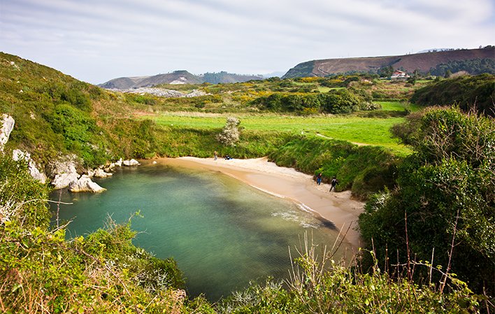 Monumento Natural Playa de Gulpiyuri