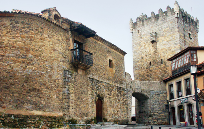 Casa Palacio de Valdés-Salas