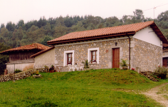 Los Pindales