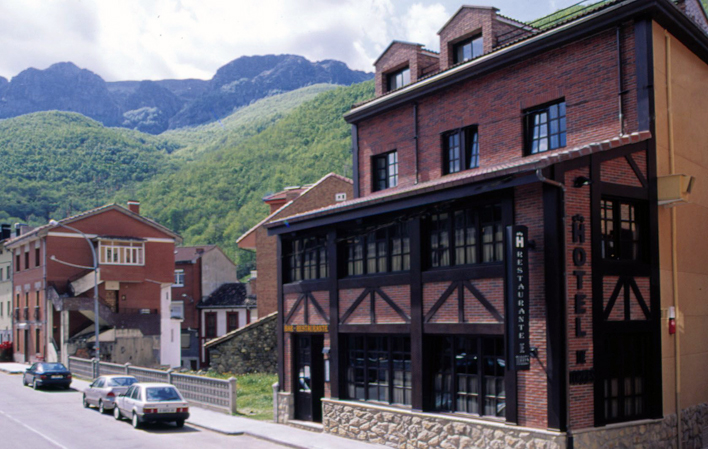 Hotel De Torres