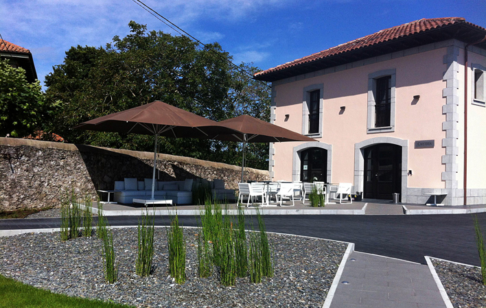 Villa Marrón