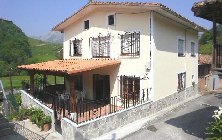 Casa Villoria (Llanes)