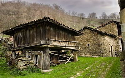 Hórreo en San Xusto