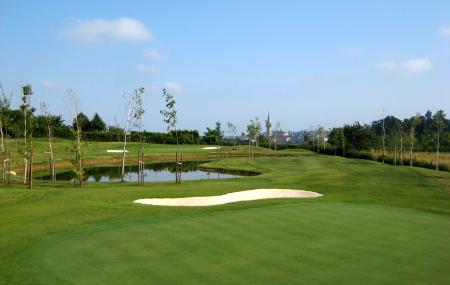 Deva Golf Pitch and Putt