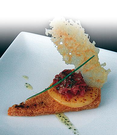 Ir a Imagen Carpaccio de Xata Roxa con Quesos Asturianos