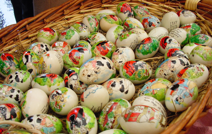 Mercáu Tradicional Asturianu de Güevos Pintos