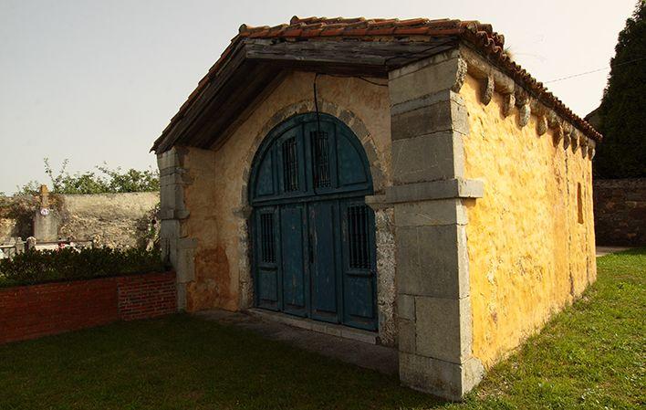 Ir a Imagen Ruta Arqueológica de la Cabruñana