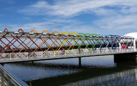 Puente de Sebastián, acceso al Centro Niemeyer