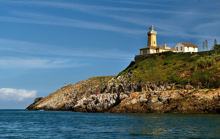 Faro de Avilés o Faro de San Juan en Gozón