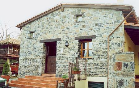 Casa Rural Colloval exterior