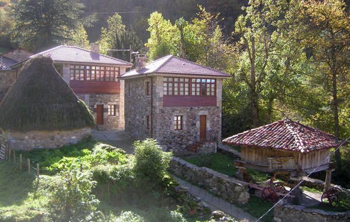 Ir a Imagen La Casa de Arriba (Endriga)