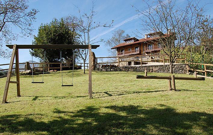 Casa Rural Peñanes 1 exterior