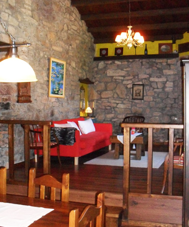 Casa de aldea La Vallonga salón