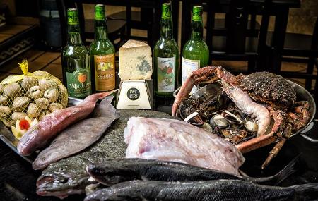 Variedad de productos en el restaurante Pigüeña