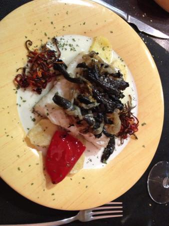 Restaurante De Miguel bacalao con trompetas de la muerte