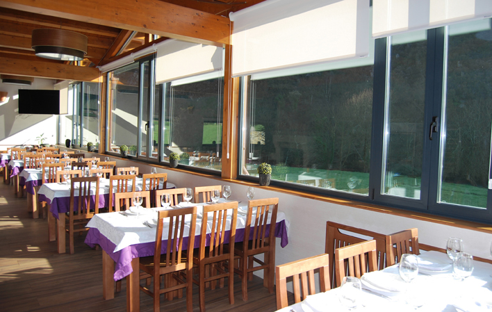 Comedor con vistas del restaurante La Casona de Rey