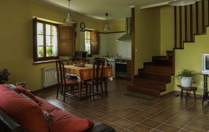 Apartamento rural Casa Inés salón