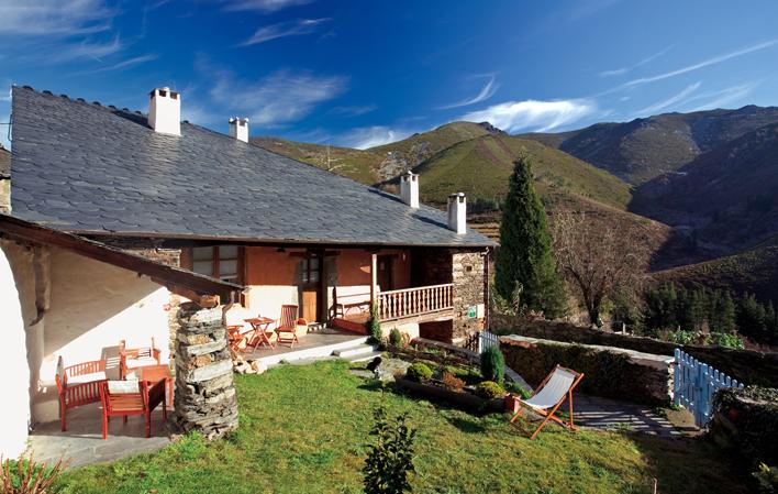 Ir a Imagen Casa Rectoral de Samartín