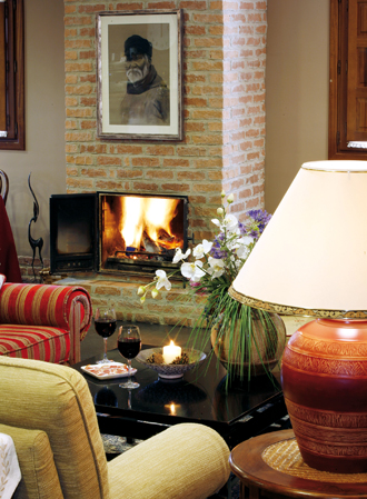 Hotel rural Casona de Cefontes salón