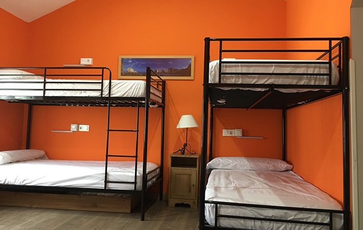 Literas del albergue la Naranja Peregrina