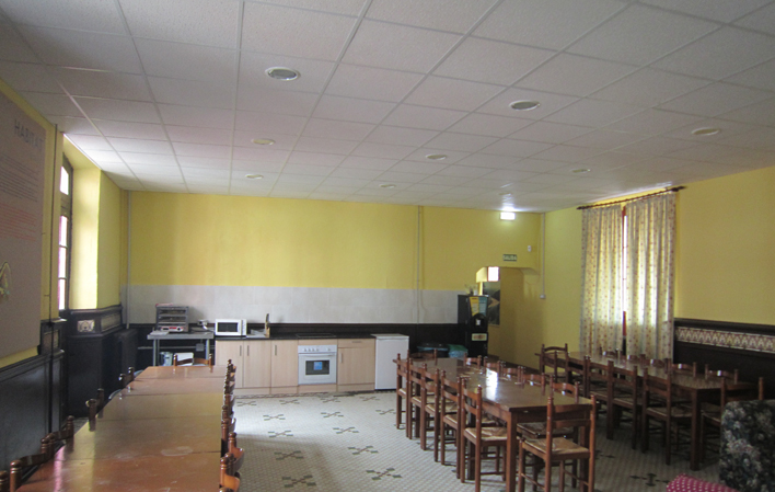 Albergue La Estación cocina-comedor