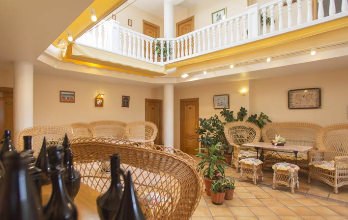 Hotel Casa del Abuelo salón