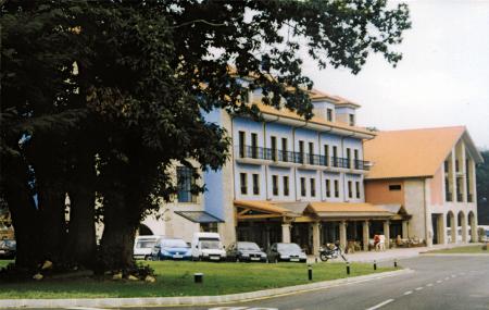 Hotel Cristina exterior