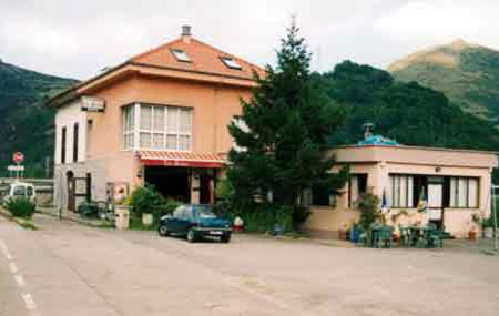Hotel Las Mestas exterior