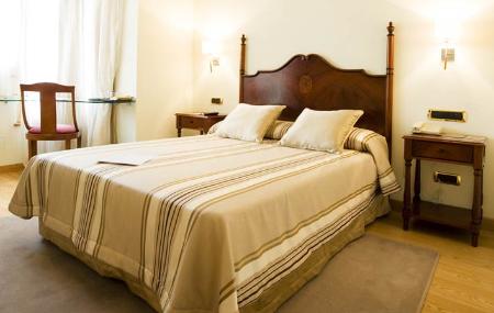 Hotel Campoamor habitación
