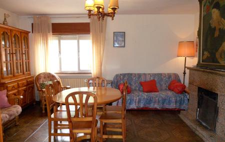 Vivienda Vacacional Cota de la Vara salón