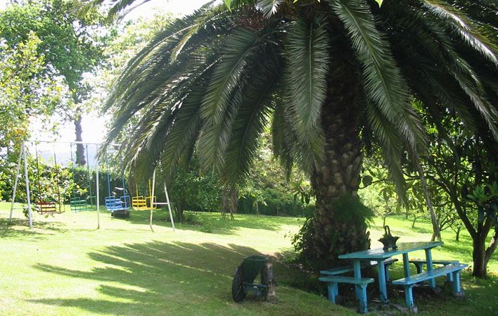 Jardín de la vivienda vacacional Casa Capra