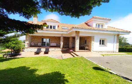 Finca Tras de Casa Exterior