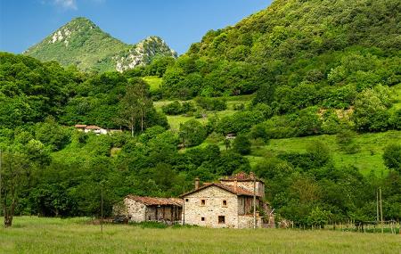 Casa rural en Tuñón