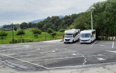 Área autocaravanas de Nava