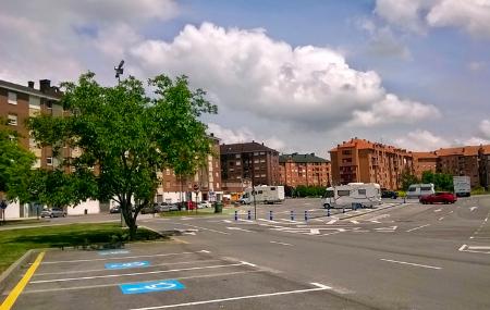 Área autocaravanas de La Corredoria (Oviedo/Uviéu)