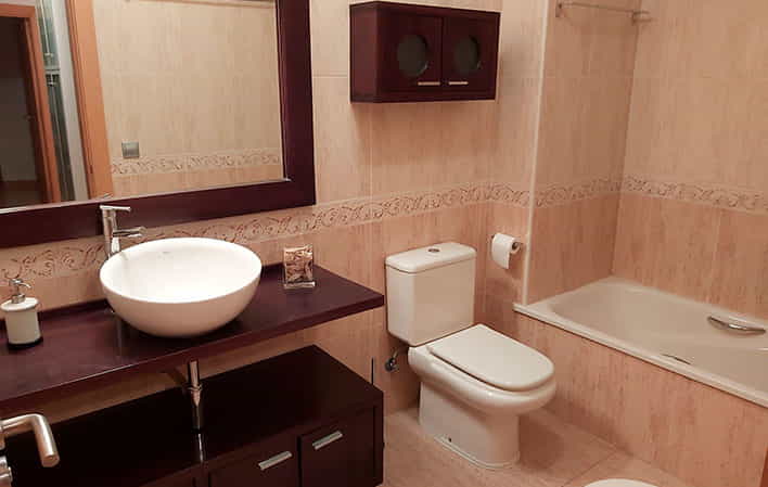 Rey Pelayo 20 Baño