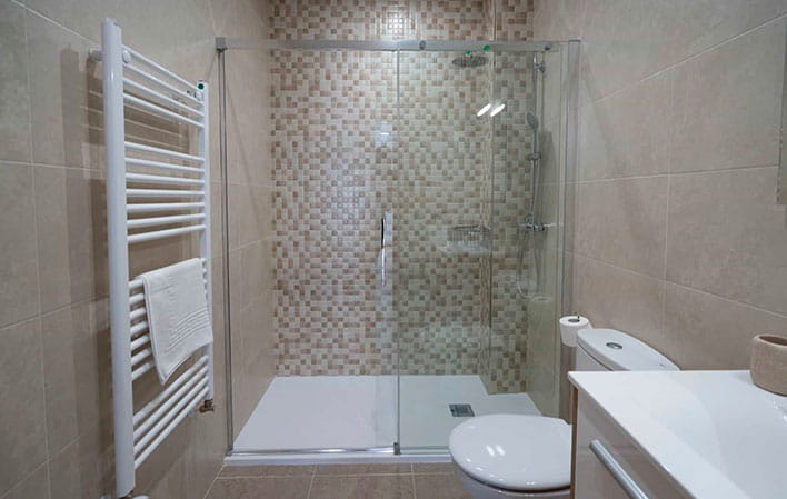 La Fontina de Luarca Baño