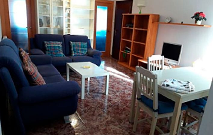 Sagrado Corazón 14, Salón