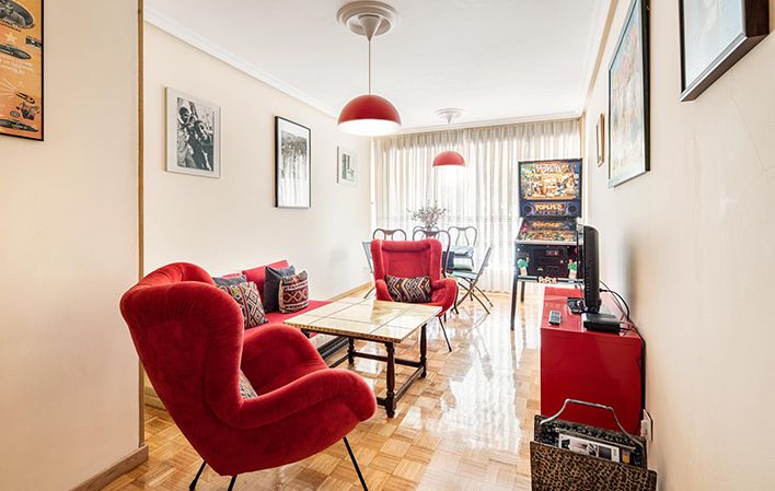 Salón de la vivienda de uso turístico 570, situada en Oviedo/Uviéu