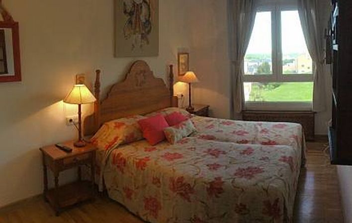 Vivienda de uso turístico Los Cuatro habitación