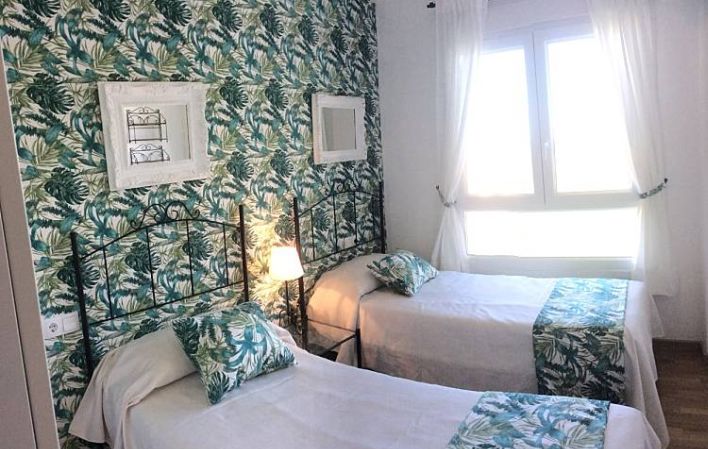 Vivienda de uso turístico Los Cuatro habitación